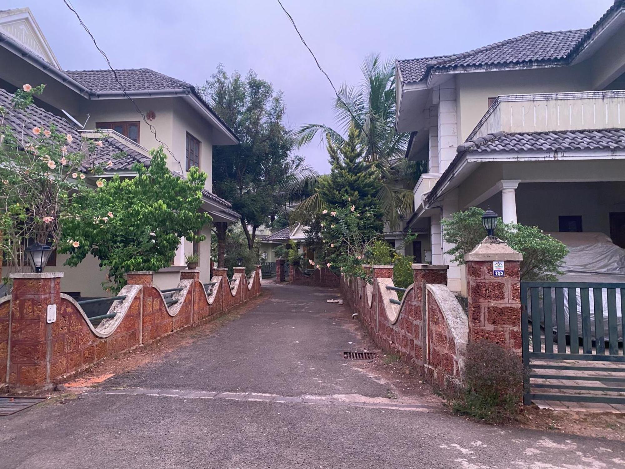 "Radhas" 4Br Villa In Gated Spring Field Community, Каннур Екстер'єр фото